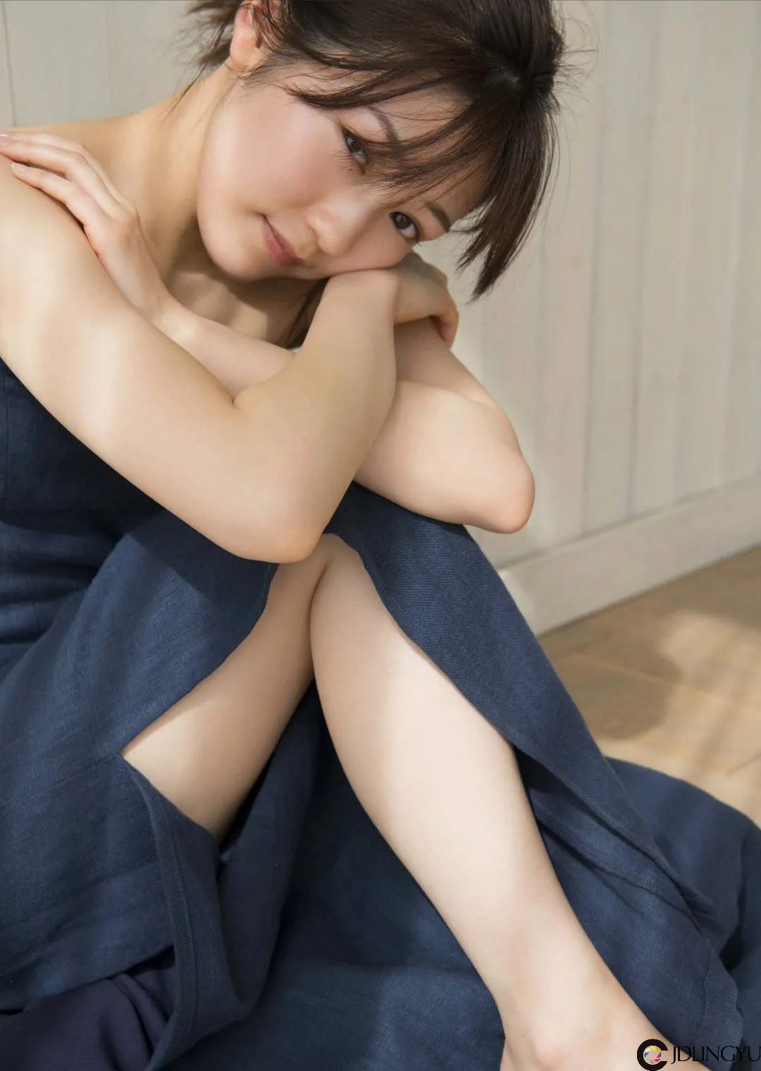 妹子絲襪都破了，好心疼??！插圖25
