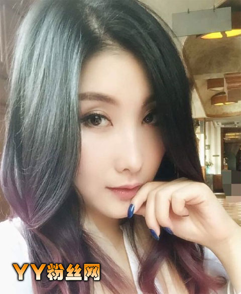 非誠勿擾張云靜美艷私房照 張云靜個(gè)人資料微博三圍身高胸多大插圖