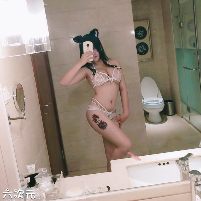 泳裝賽高！夏鴿鴿不想起床最全16套COS圖片合集插圖3