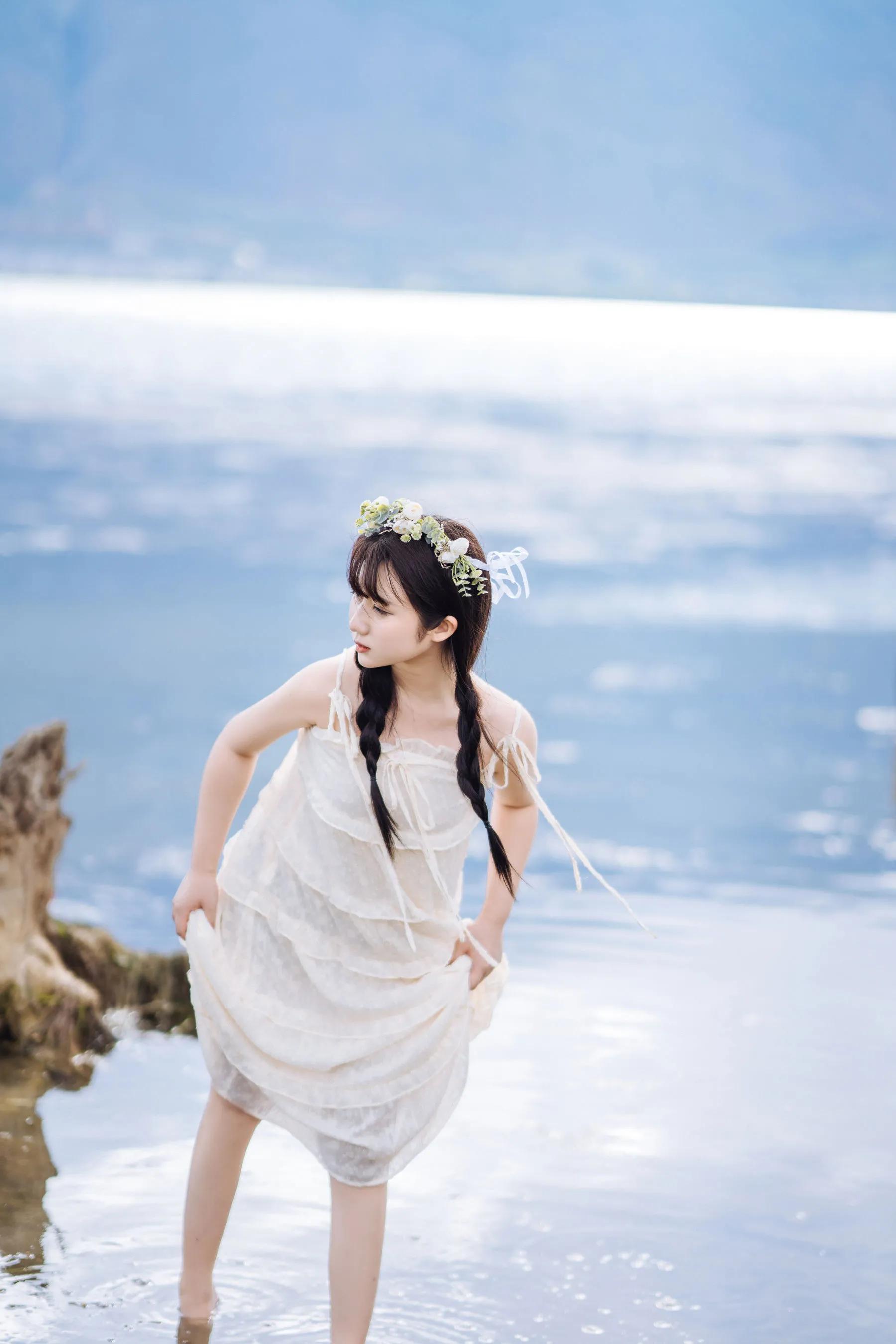 喵糖映畫(huà) 海邊姑娘（鏡醬）純色白裙，嚶嚶嚶插圖13