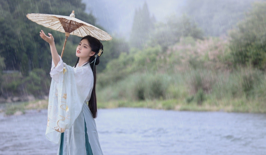 14歲童星拍國風(fēng)cos多絕 美成了神仙姐姐劉亦菲？插圖7