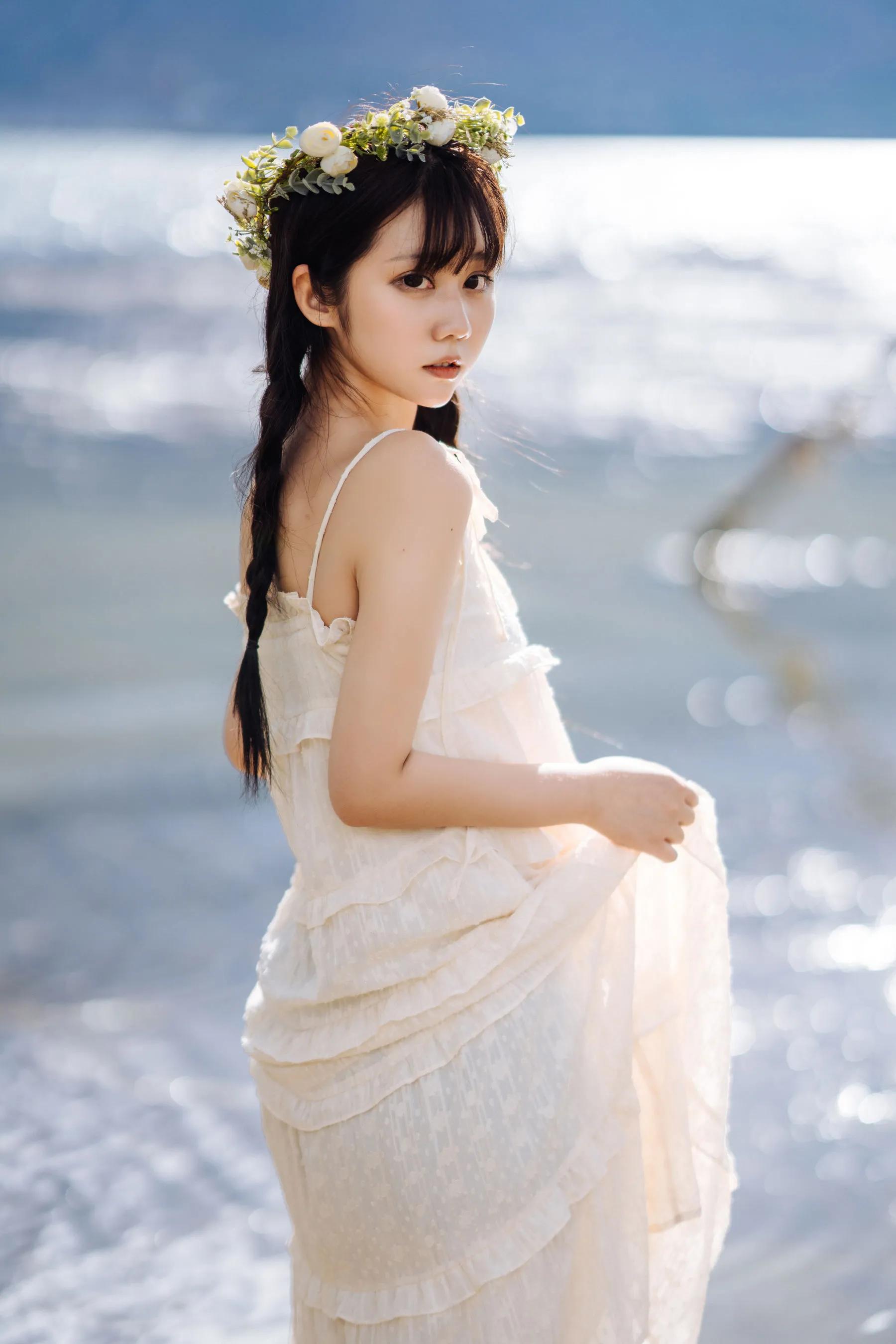 喵糖映畫(huà) 海邊姑娘（鏡醬）純色白裙，嚶嚶嚶插圖9