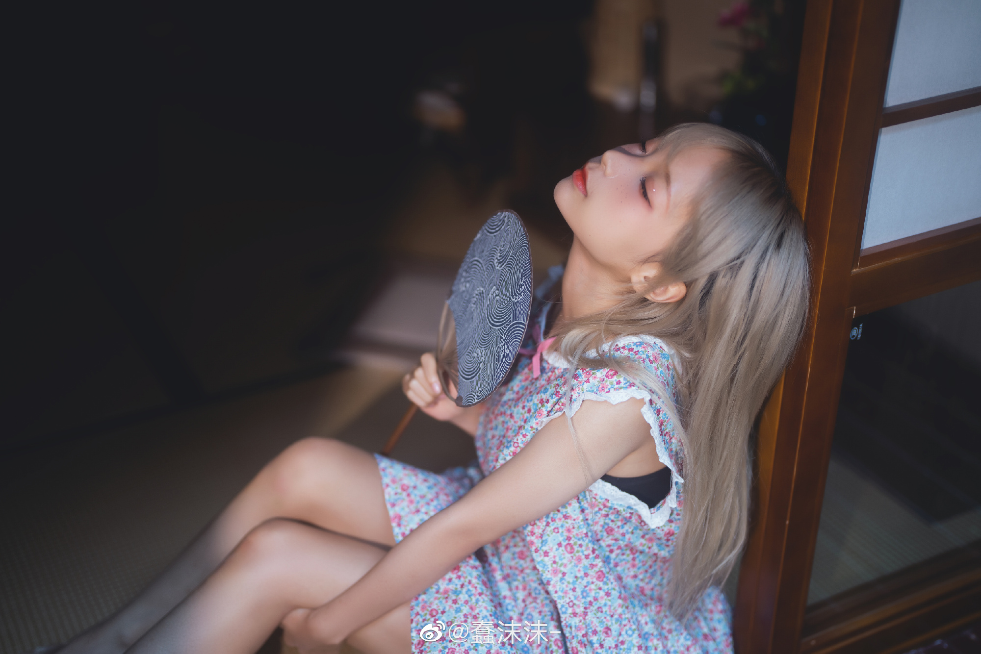 蠢沫沫9月最新《和風(fēng)碎花》寫(xiě)真圖插圖8