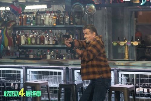 敢死隊4下載百度云【1080P高清超清版中英字幕】夸克網(wǎng)盤(pán)-4
